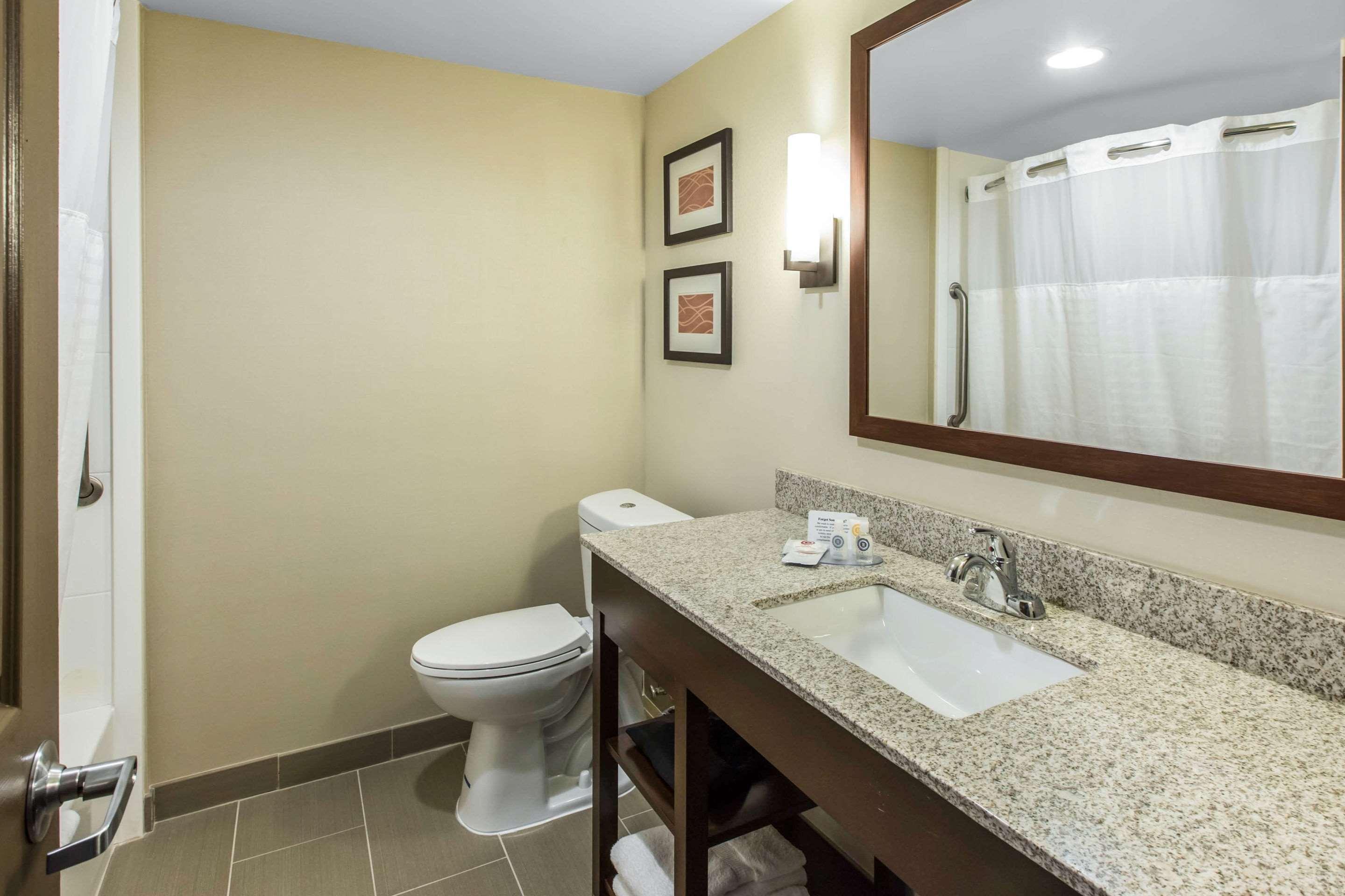 Comfort Inn & Suites Knoxville West Εξωτερικό φωτογραφία